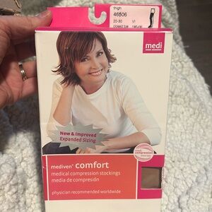 Mediven 45506 thigh compression stocking natural closed toe 20-30mmHg VI